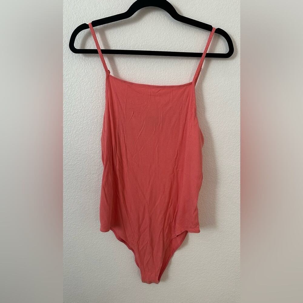 Coral Ribbed Spaghetti Strap Women's Bodysuit